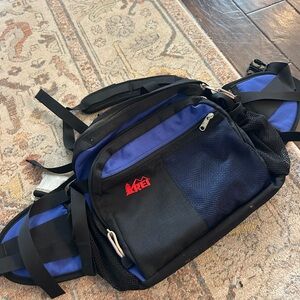 REI Blue and Black Men's Waist Bag